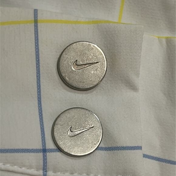 Woman’s Nike Dri-Fit Golf Bermuda Shorts White w/blue & yellow stripes Size 6 - Picture 10 of 11